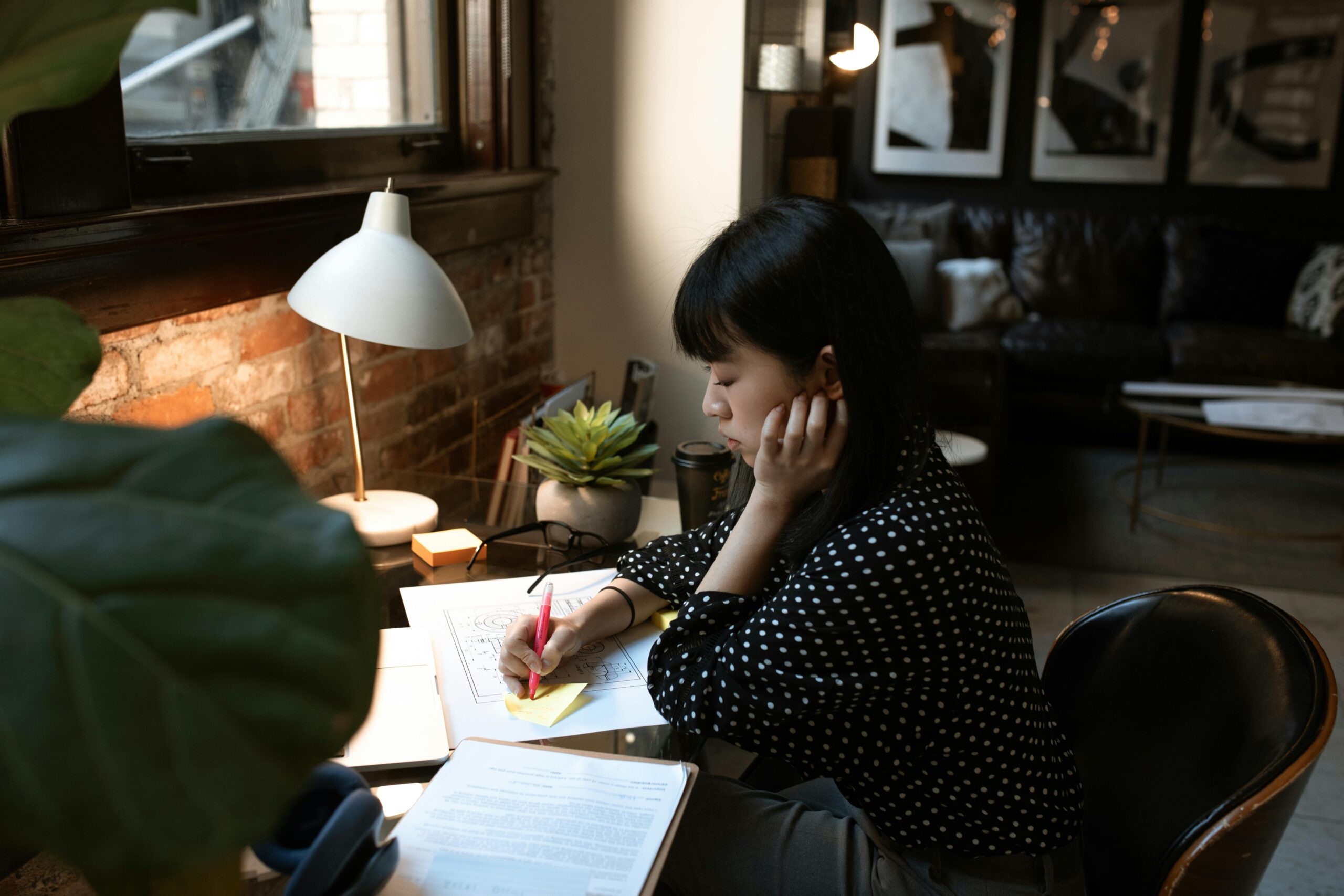 marketing student thinking of career path to take